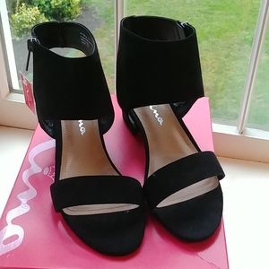 NEW FASHIONABLE SUEDE DRESSY COOL SHOE